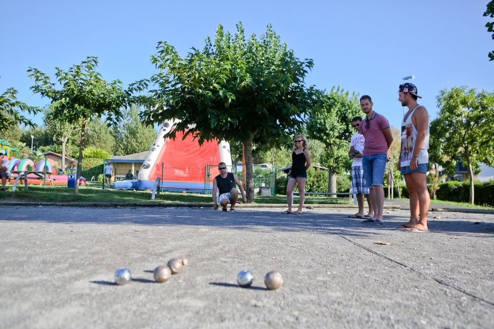 terrain de camping en nouvelle aquitaine